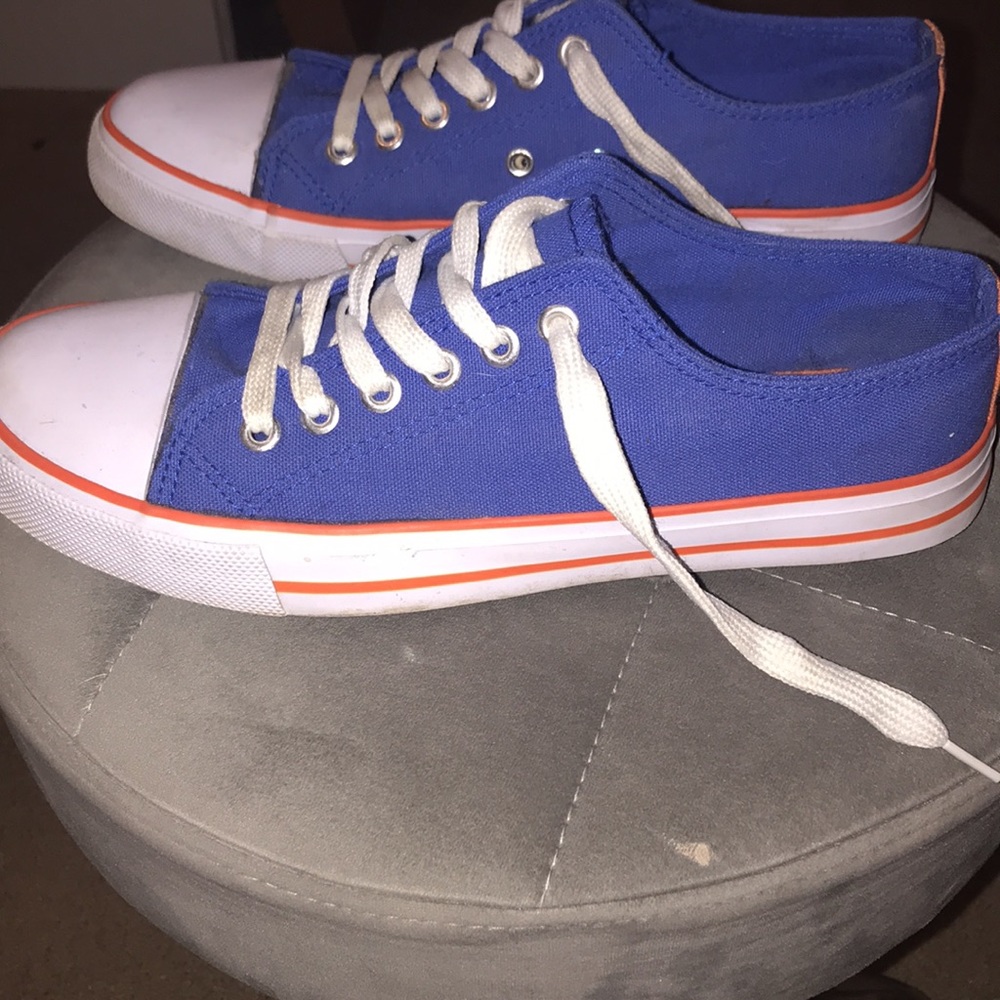 Shoes canvas sneakers